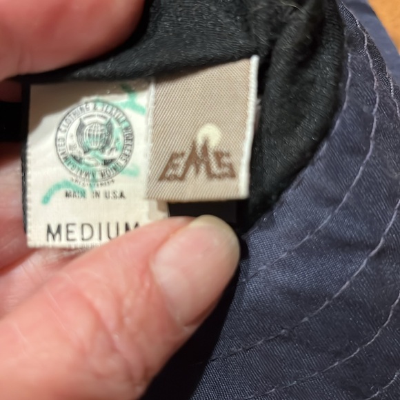 Ems hat - Picture 2 of 3